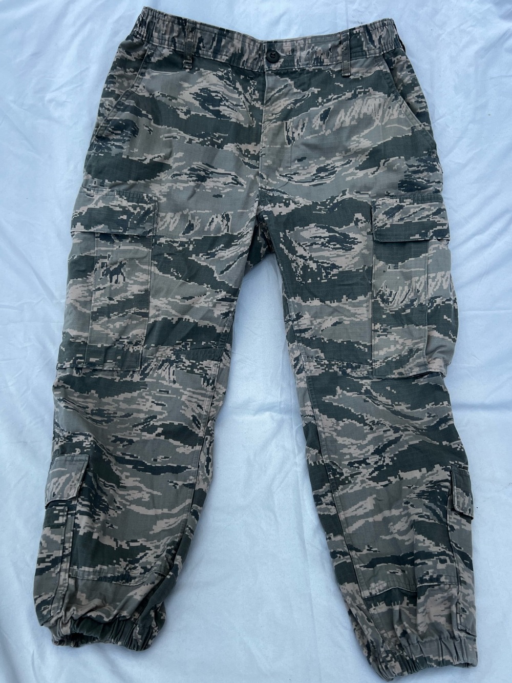 Men's Camouflage Cargo Pants in Green and Gray original Air Force trousers